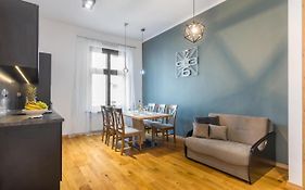 Bridge Apartments 6